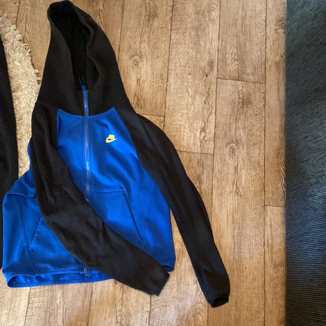 Nike Tech exklusive färg - 90