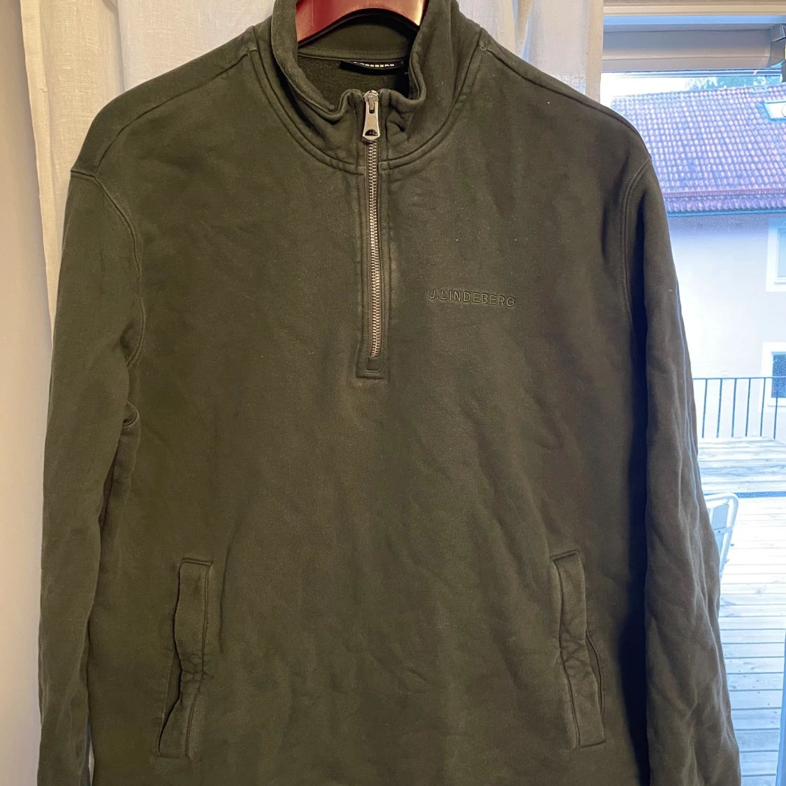 J.Lindeberg tjocktröjan