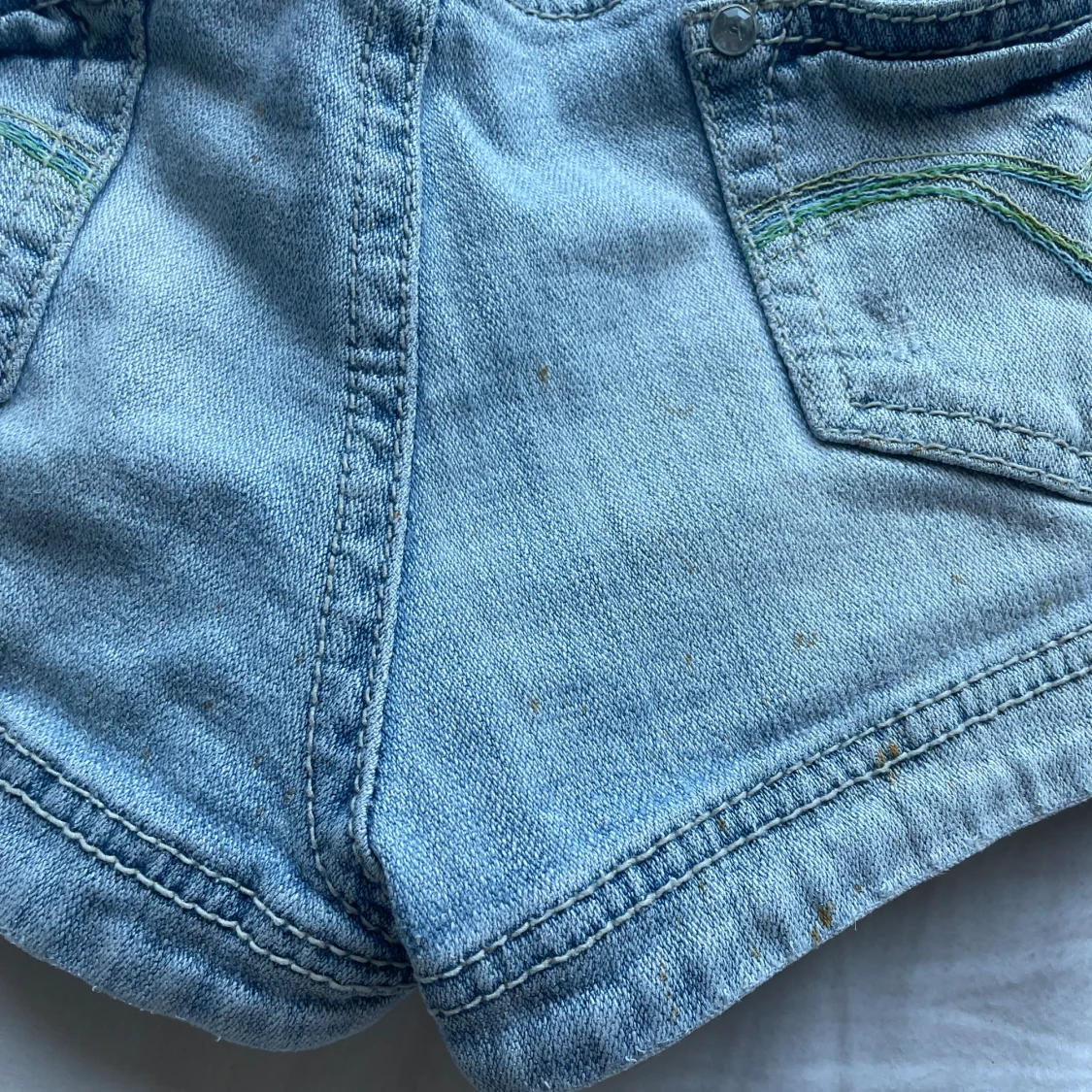 Lågmidjade shorts  - 91