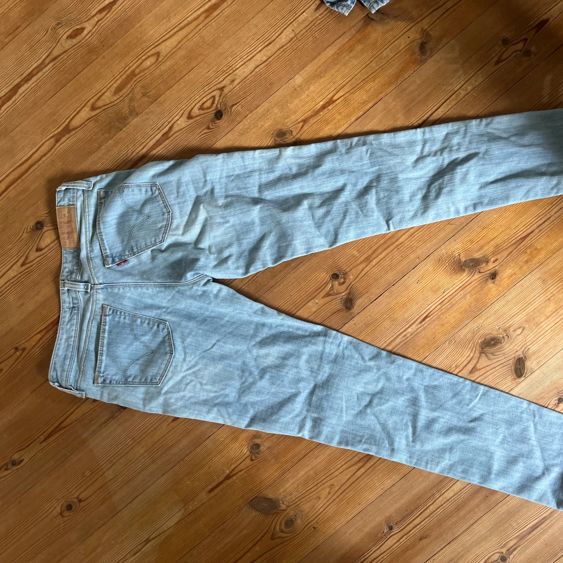 Lågmidjade Levis  - 91