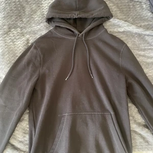 Hoodie - En hoodie som inte används🩷