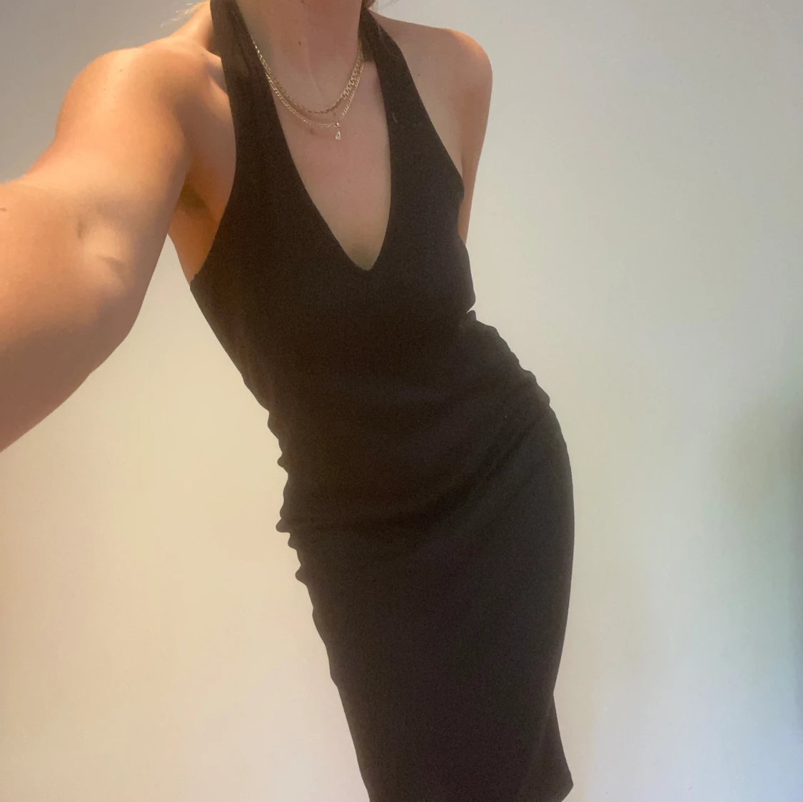 Svart halterneck klänning