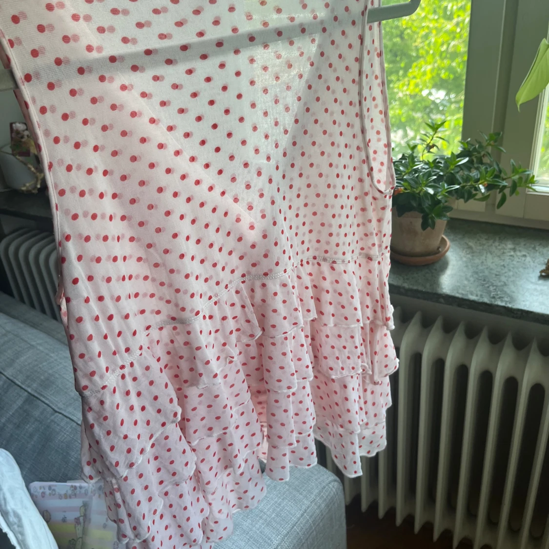 Rosa prickigt linne - 90