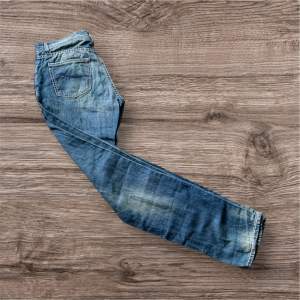 Jacob Cohen jeans i bra skick strl 33
