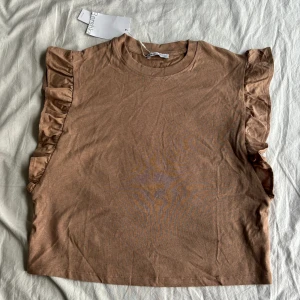 Vardagstopp - Helt ny med prislapp.Ser lite mörkare ut på bild.