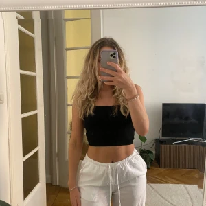 Halterneck top Urban Outfitters  - Halterneck top i bra skick