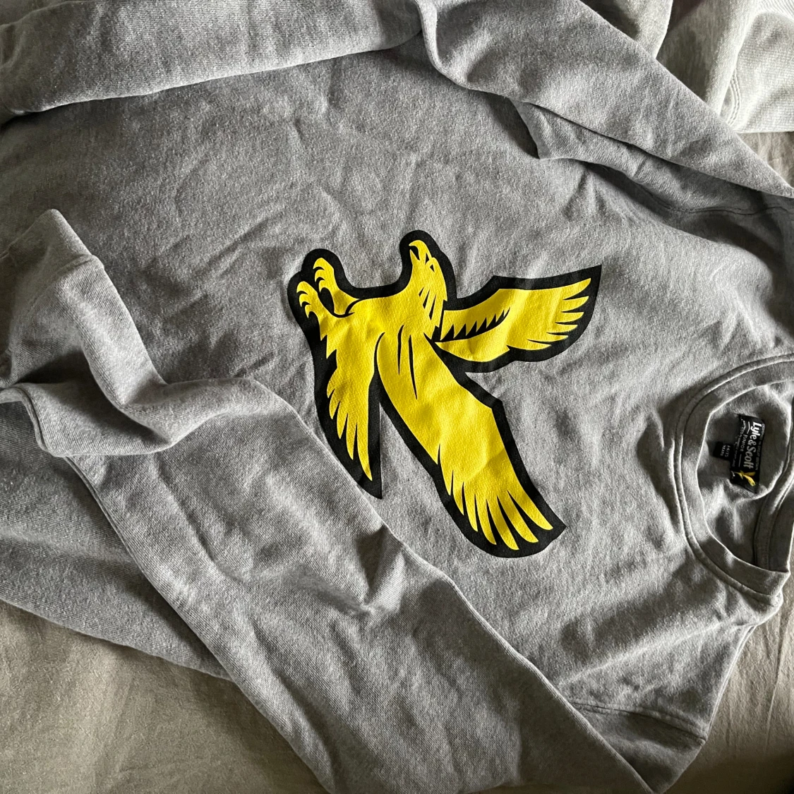 Tröjor 14-15 år (S) - 93