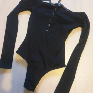 Boddy 34 - boddy i storlek 34 helt ny, tyvärr ingen prislapp kvar då jag tvättade den efter köp