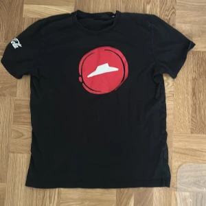 Pizza hut tröja - Fick denna tröja när jag jobbade på pizza hut 