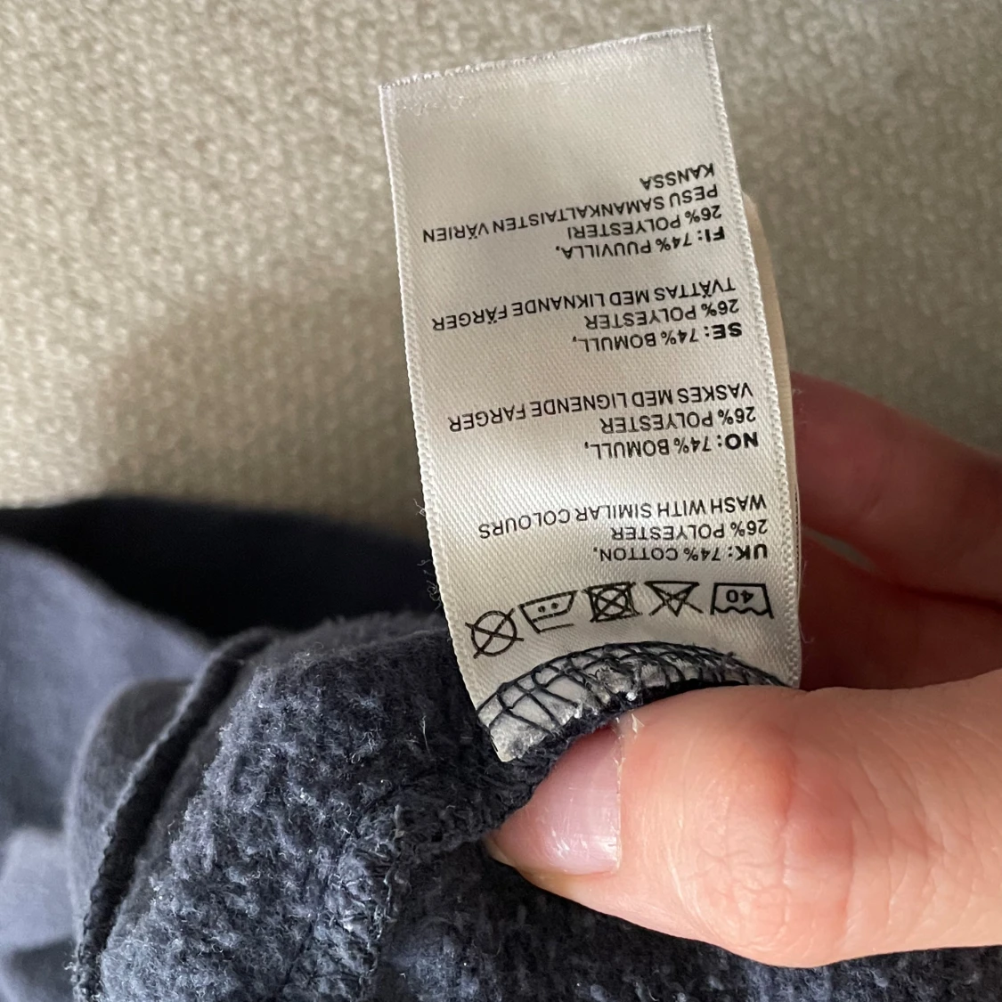 Mörk blå urringad crewneck  - 93