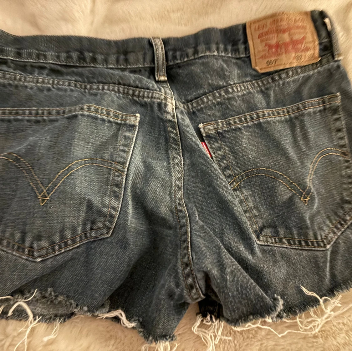Levis shorts - 90