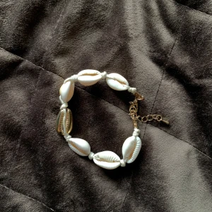 Snäckarmband - Snäckarmband i fint skick 