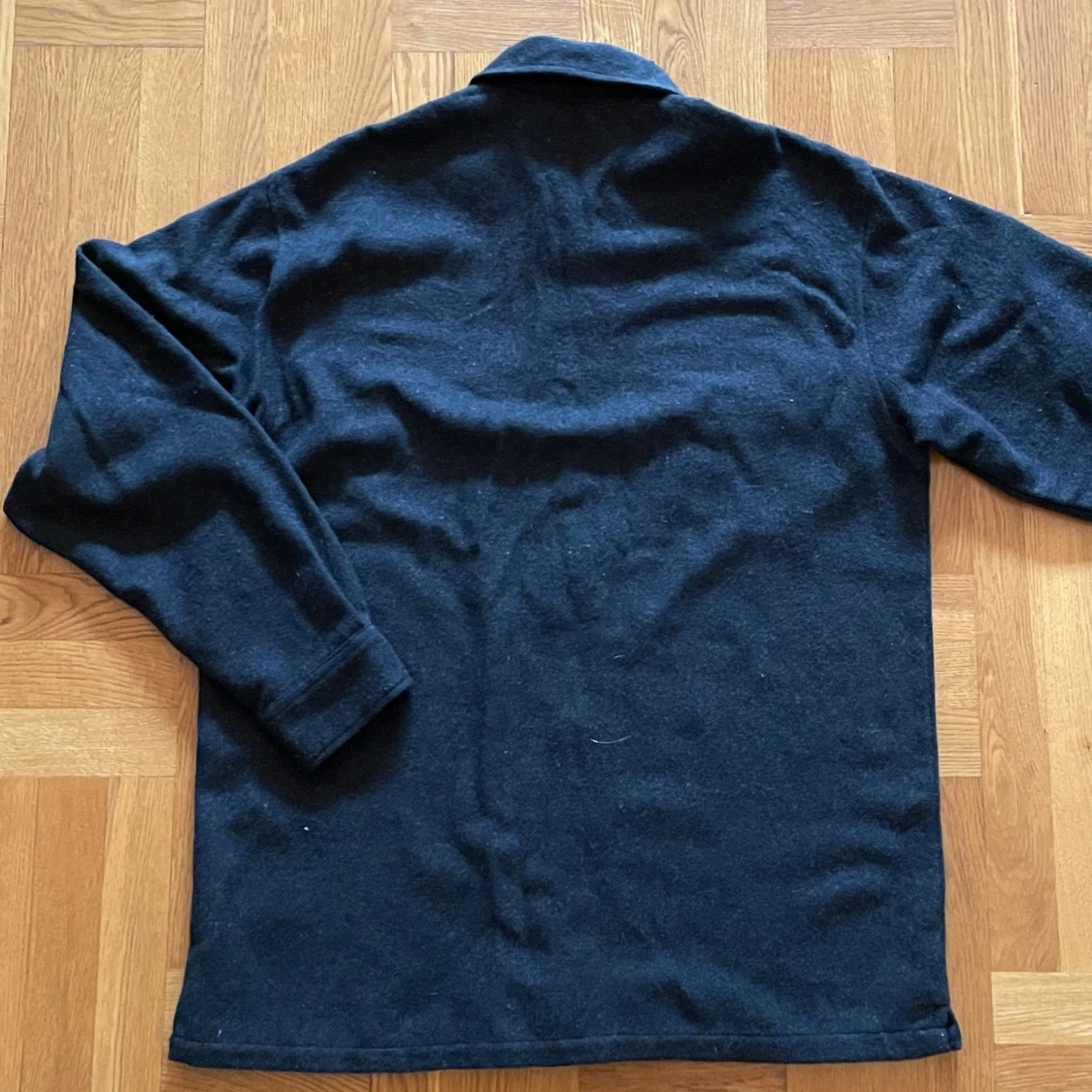 Svart tröja - Kappahl - 90