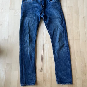 Blå jeans - Blåa jeans  Mycket bra skick  