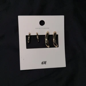 Ny hm örhängen  - Säljer då jag inte kan retunera