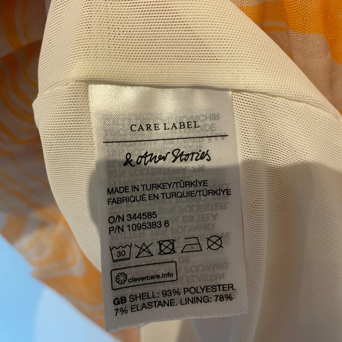 Mönstrad klänning  - 93