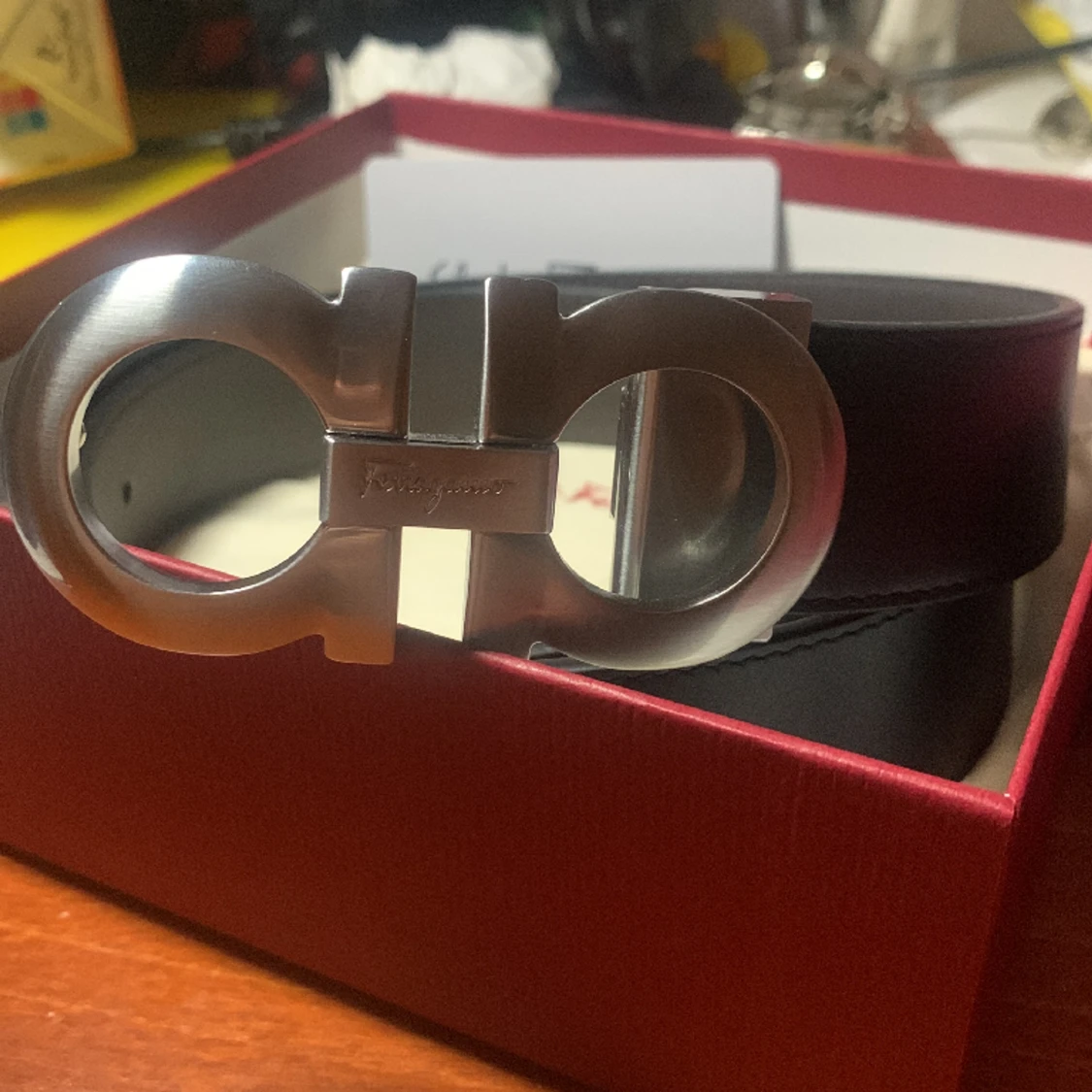 Ferragamo bälte  - 91