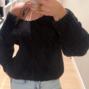 En jätte fin stickad tröja🩷 - Storlek-S Aldrig använd bara testat hemma Original pris- 500kr 