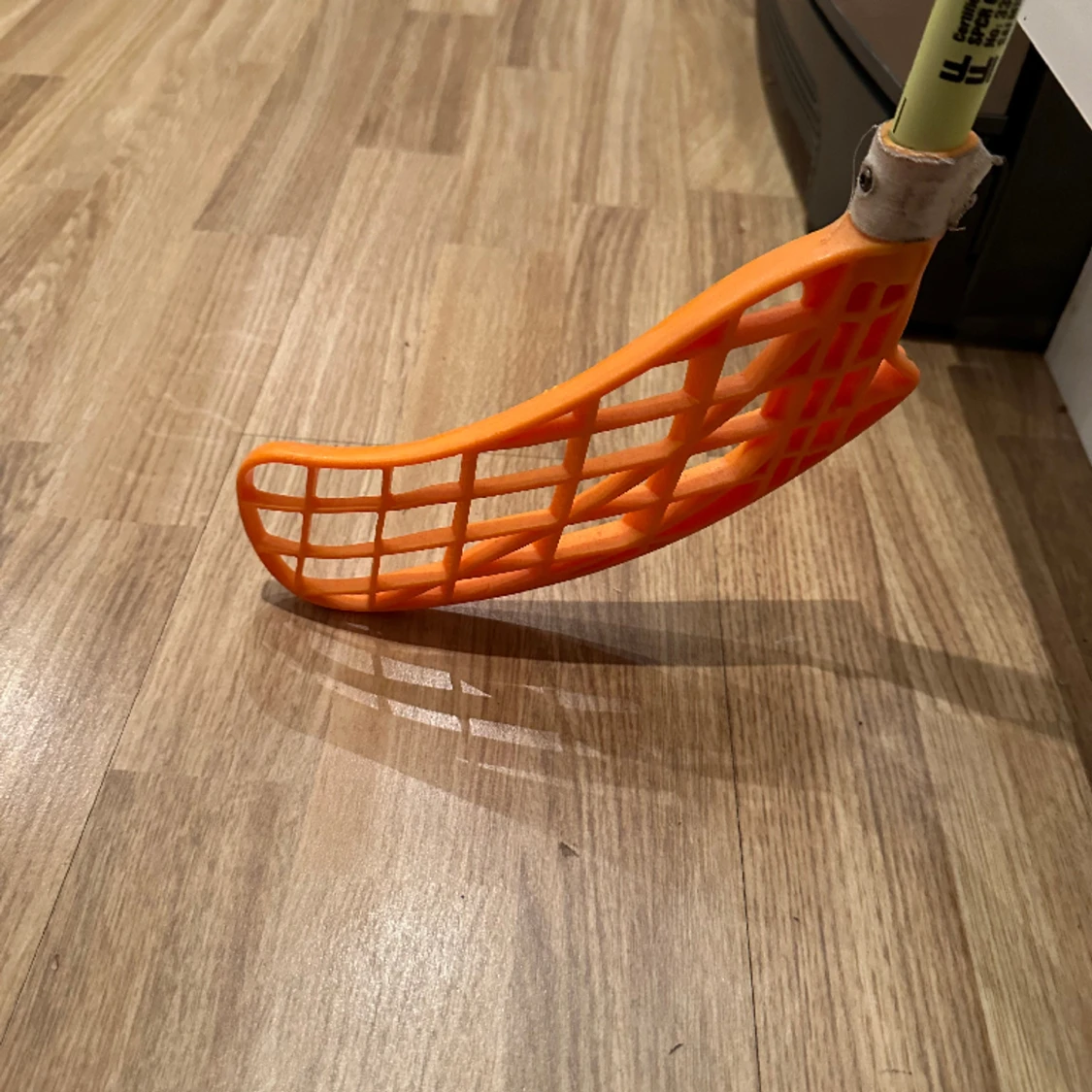 Innebandyklubba - 90