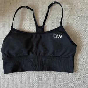 ICIW sport bh - Sport bh från ICIW som inte kommit till användning, jag har endast provat den