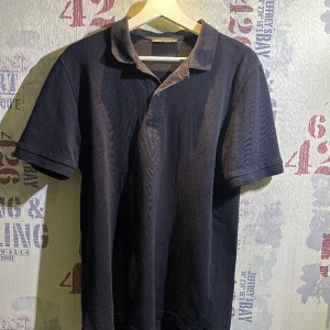 Zara piké  - Halloj säljer nu en zara pike som jag inte andvänder längre. Skicket är bra har inte andvänt den så mycket.