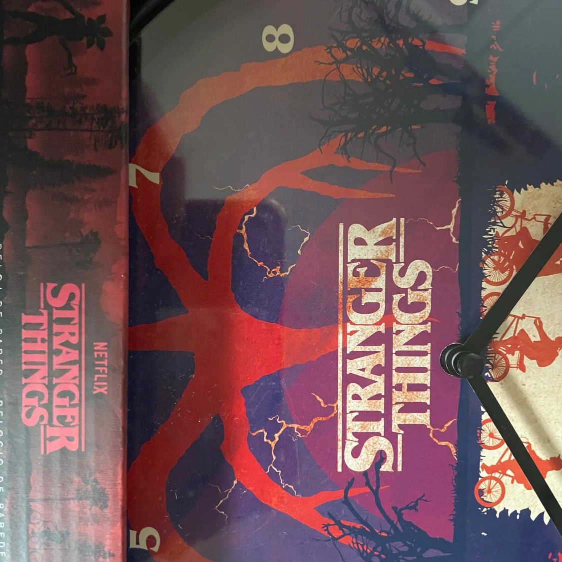 Stranger things klocka - 92