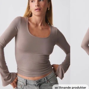 Soft touch topp ifrån Gina Tricot  - Så skön topp ifrån Gina💕 endast använd en gång så som ny. 