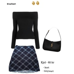 Lågmidjad kjol - En jättefin lågmidjad kjol i rätt så tunt & mjukt material köpt ifrån H&M ❣️ Storleken är xxs men passar även xs. Aldrig använd, bara prövad. 