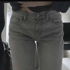 Gina straight jeans - 🩶