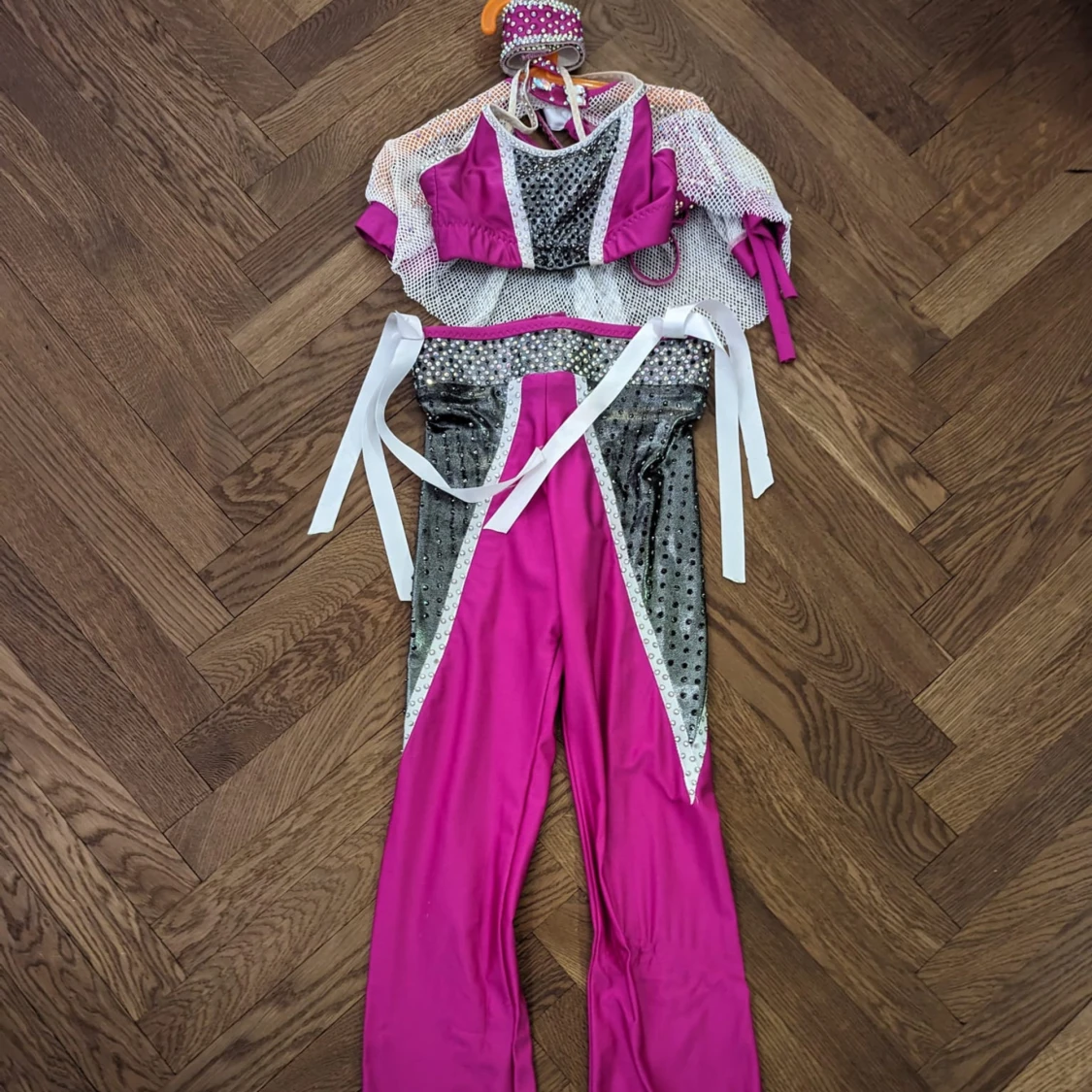 Rosa discodräkt  - 90