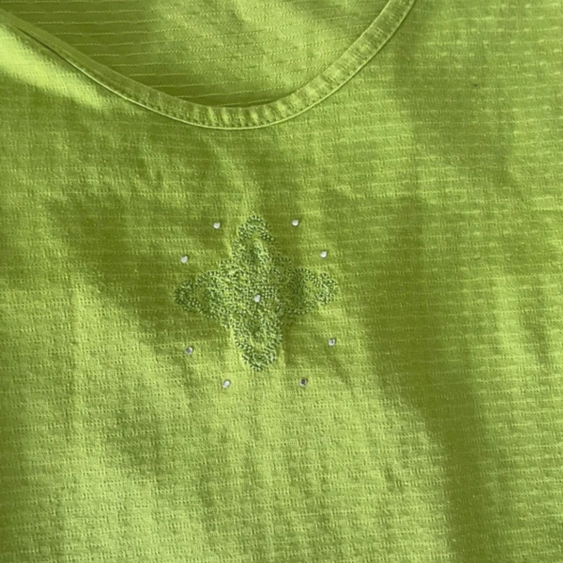 Grönt linje med detalj  - 90