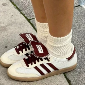 adidas x wales bonner 🔥  - ADIDAS X WALES BONNER COLAB SKORNA !!!!!!!! 🔥 🔥 🔥 🔥 🔥  OBSSSSSS kontakta innan ni trycker köp nu!