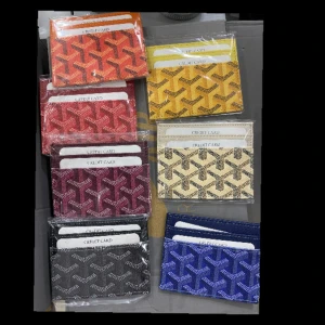 GOYARD korthållare - Oanvända Goyard korthållare. Stilrena och lyxiga med många färger att välja mellan.