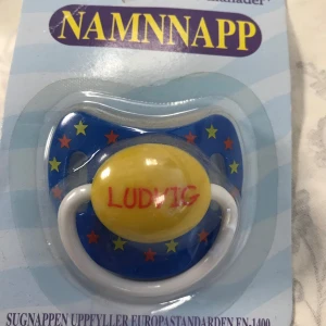Napp med Namn  - 6 månader +  39kr/st 