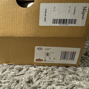 UGG chestnut  - Befintligt skick