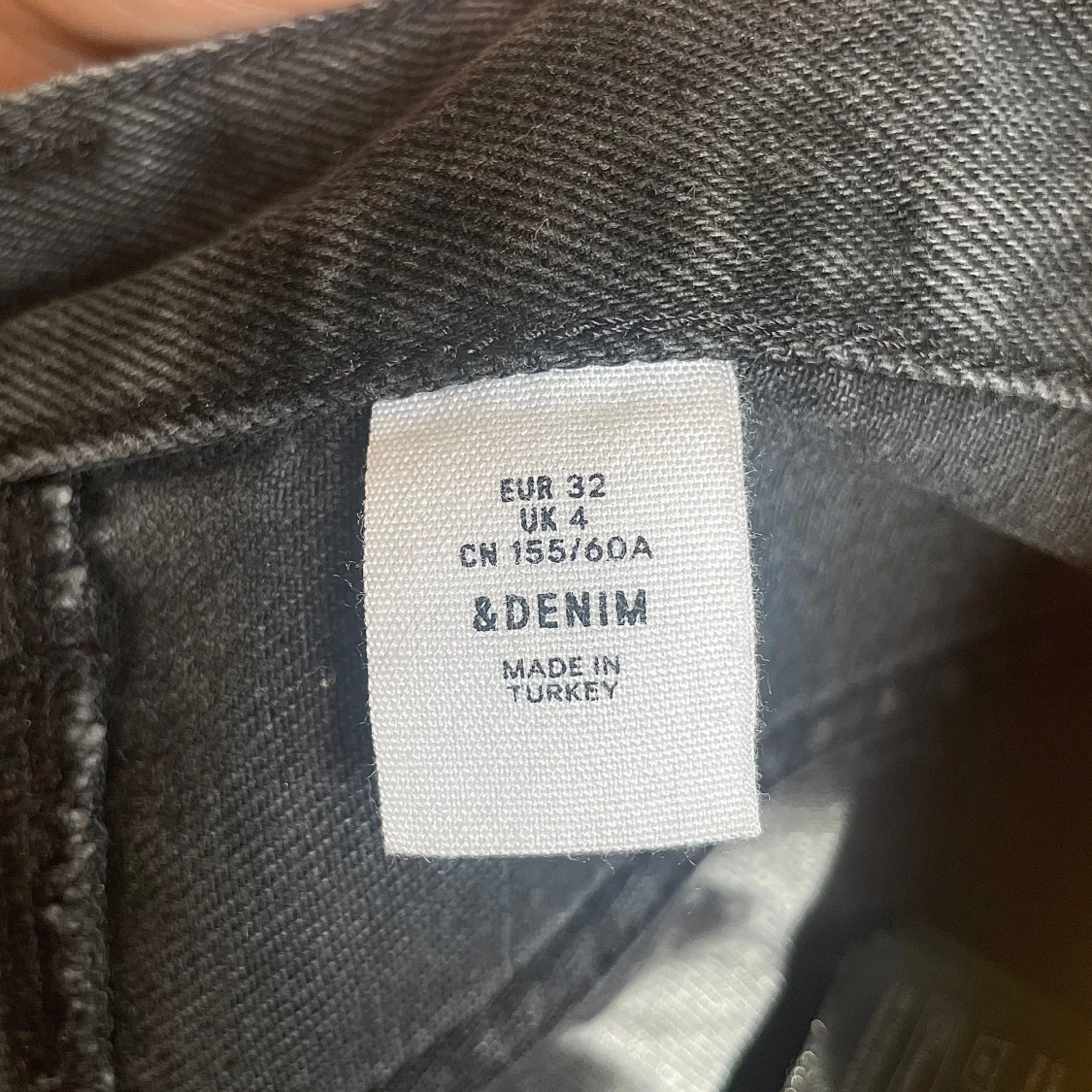 Grå jeanskjol  - 93