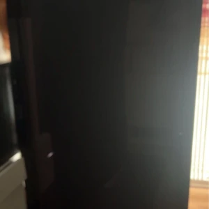 Panasonic Tv vid salu  - Extremt bra skick, kan användas för spel, kolla på tv och det man själv önskar. Fjärrkontroll och batterier kommer med. Tv modell (Panasonic viera (TXP50C2E 50 TUM)  Pris kan diskuteras.