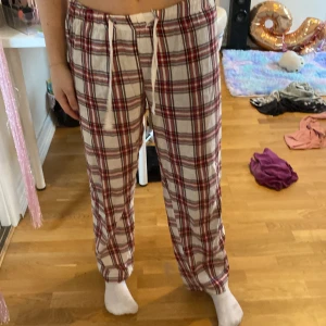 Pyjamas byxor  - Pyjamas byxor ifrån rusta, inte använda 