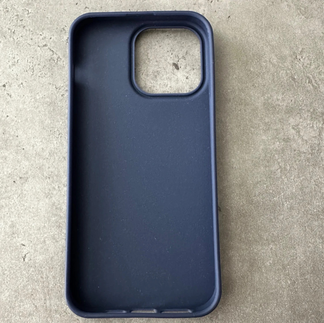 iPhone 14 Pro Max skal