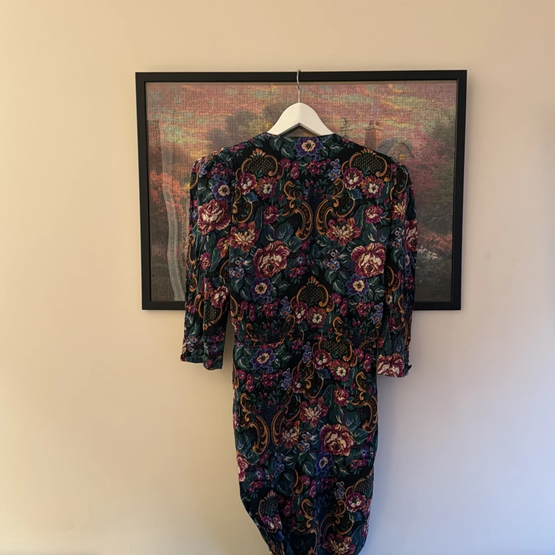 Blommig klänning  - 90