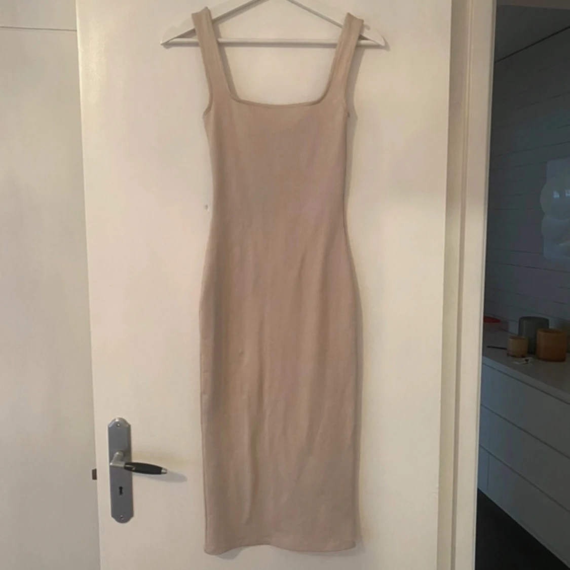 Klänning Gina tricot 