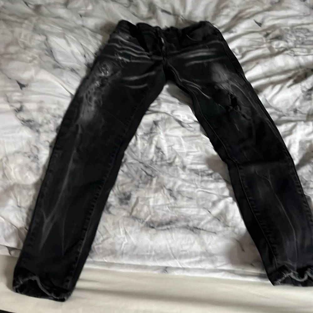Tja säljer nu mina jättefina dsq2 jeans om du har någon fråga så är det bara att skriva. Jeans & Byxor.