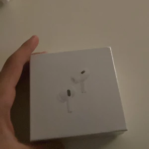 1500kr äkta - Helt nya 