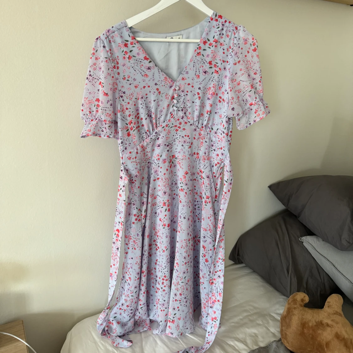 Blommig klänning - 90