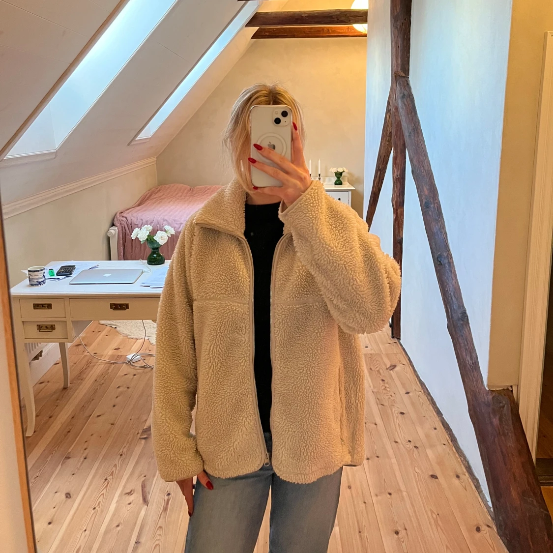 Fluffig jacka från Arket - 91