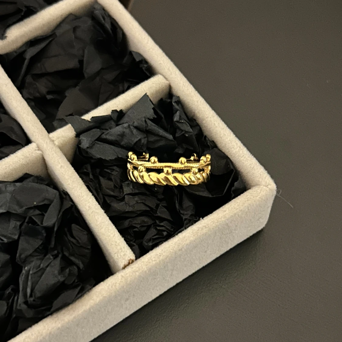 Två ringar i rostfritt stål - 90