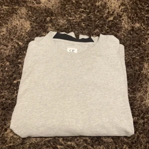 Cp company shirt - Cp company tröja för endast 450kr då pris kan diskuteras, Storlek L samt 9/10 i skick 