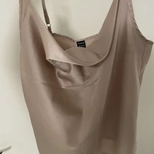 Linne - Silkes/satin linne från Shein storlek 36