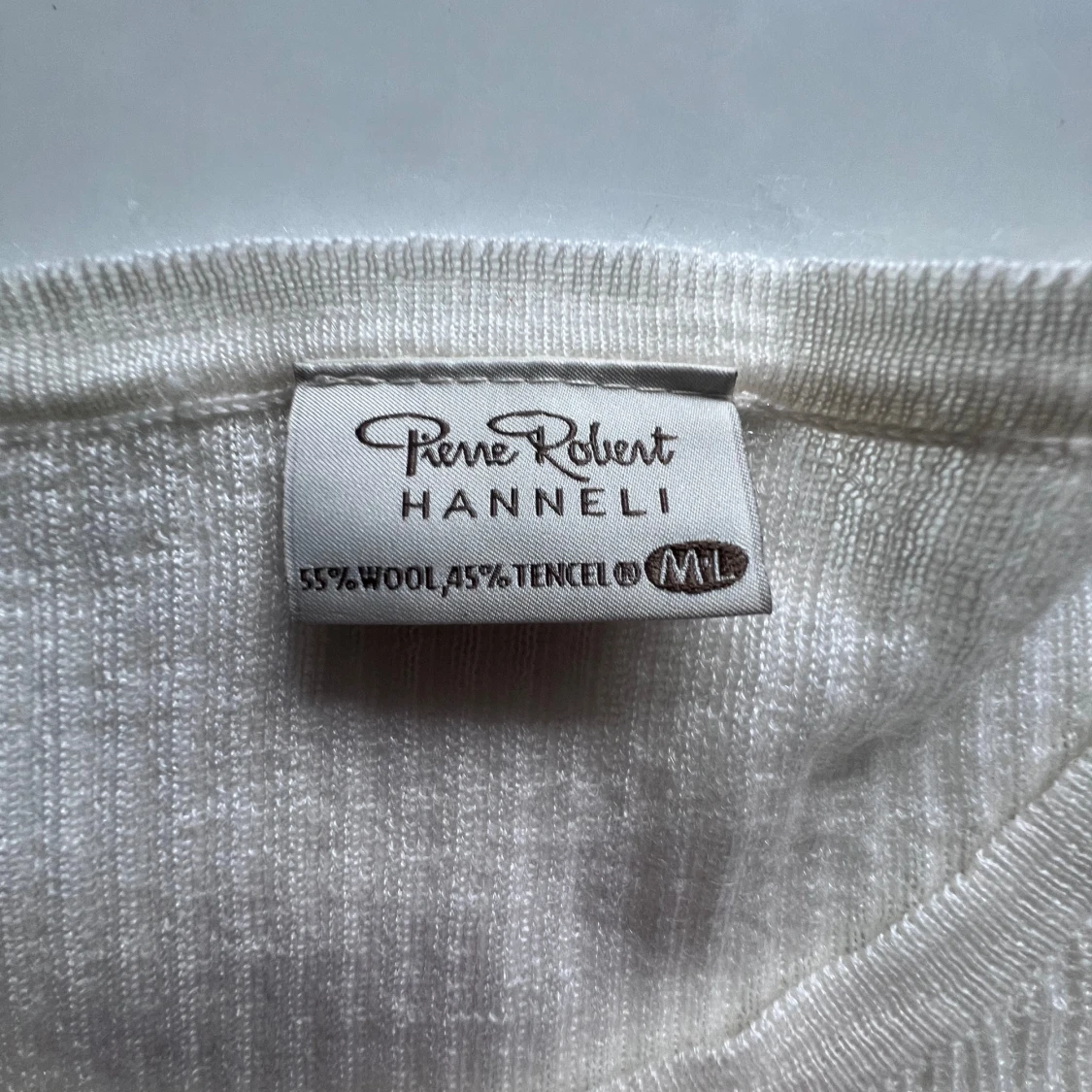 Vit ull t-shirt - 91