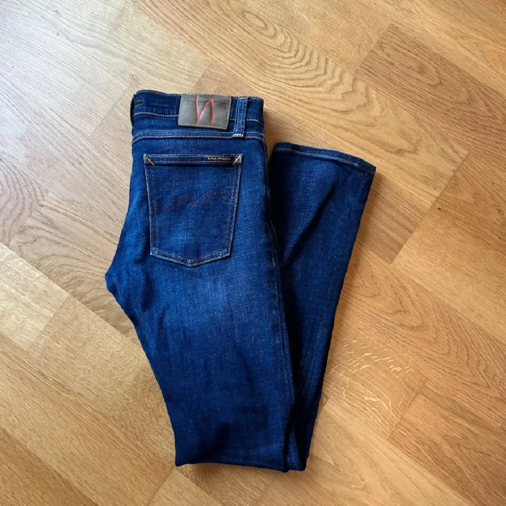 Säljer nu ett helt nya Nudie Jeans! Inga defekter eller något sånt:) Säljer dem för endast  499kr! . Jeans & Byxor.